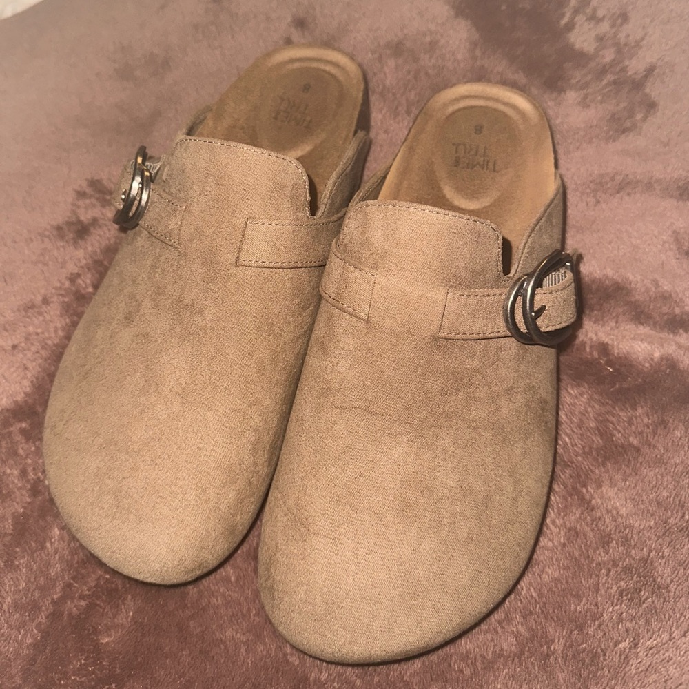 Slip On Flat Clogs